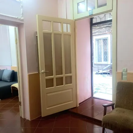 Apartment садовая